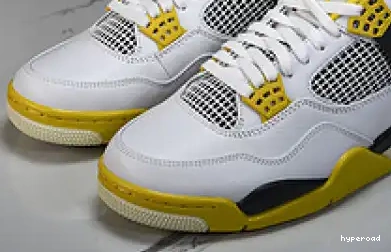 Hyperoad Air “VividSulfur” Jordan 4 WMNS 0626